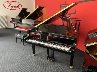 Zánovní klavír Petrof model IV.Renner  PRODÁNO - 2