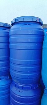 predam potravinarske  plastove sudy  200-220l vymenim - 2