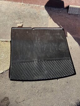 Gumená vanička do auta - 2