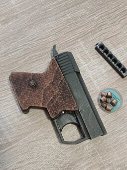 Poplašná pištoľ - 2