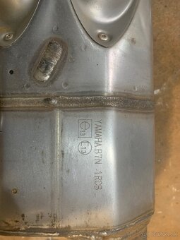 Výfuk Yamaha MT09 - 2