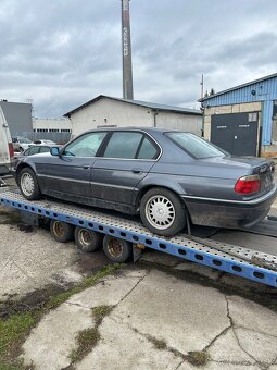 Rozpredam BMW e38 725tds - 2