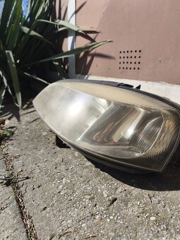 Predám predné svetlá Opel Astra G 1.4 hatchback - 2