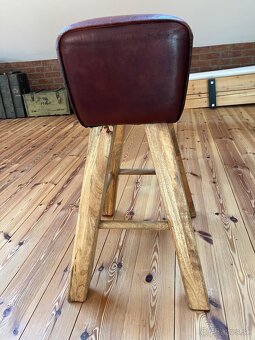 Barova stolicka masivna - 2