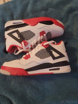 Jordan Retro 4 White - 2