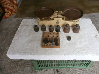 Predám retro váhu. - 2