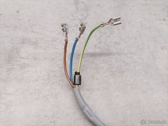 Kabel pro přívod elektrické energie - 2