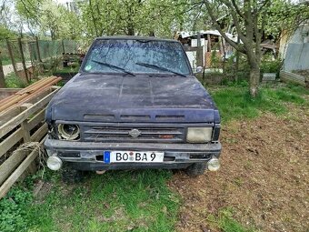 Nissan Terrano 1 - 2