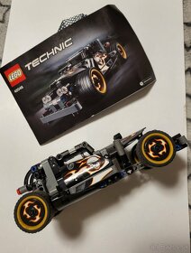 LEGO Technic 42046 Únikové závodné auto - 2