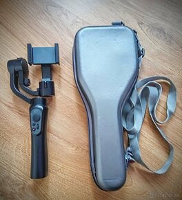 Stabilizátor / gimbal Zhiyun Smooth Q
- 2