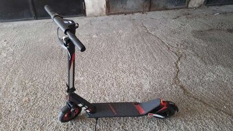 E-kolobežka APRILIA eSR2 - 2