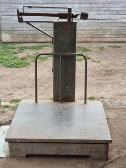 Priemyselna vaha 1000kg - 2