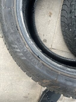 Zimne pneu 205/55 r16 2ks Dunlop - 2