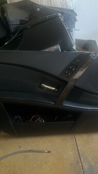 Tapacire dverí BMW E60/61 - 2