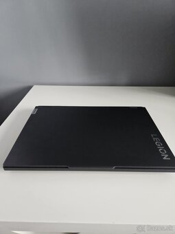 Legion Pro 5 16IRX8 - 2
