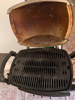 Plynový gril Weber s veľkou plynovou fľašou - 2