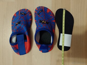 Topánočky do vody Spiderman v.24-25 nové a v. 36-37 nové/ + - 2
