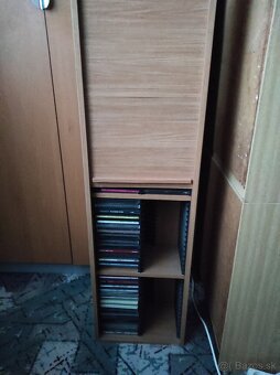 stojan na CD/DVD - 2