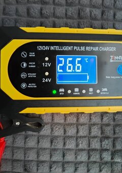Autonabijacka 12v /24v mikroprocesorová 10amperova - 2