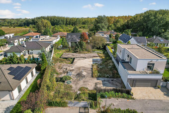 Stavebný pozemok s potenciálom pre 2 rodinné domy - 2