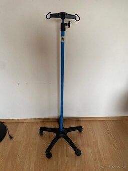 Stojan na infúzie - 2