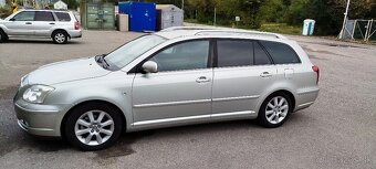 Toyota Avensis 1.8 vvti - 2