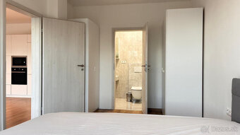 PREDAJ - DOM, KDE SA BÝVANIE MENÍ NA POCIT DOMOVA - 2