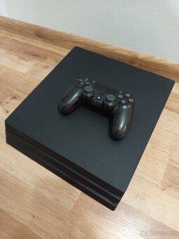 Predám Playstation 4 pro 1tb - 2