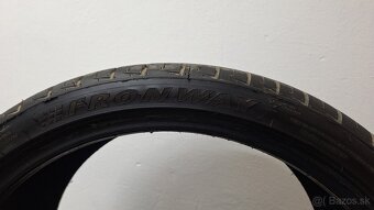 275/30 R20 - 2