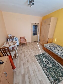 Garzonka Chrenova Nitra - 2