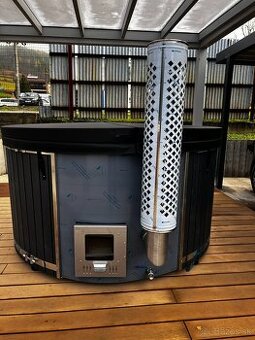 Luxusná kúpacia kaďa s integrovanou pecou - 2