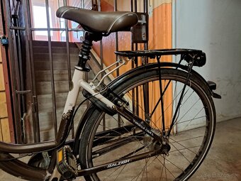 DÁMSKY BICYKEL - 2