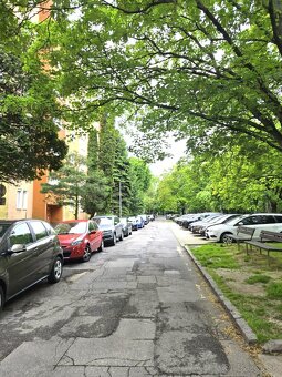 Predaj – 3,5 izbový byt s loggiou na Jesennej ulici . BA II - 2