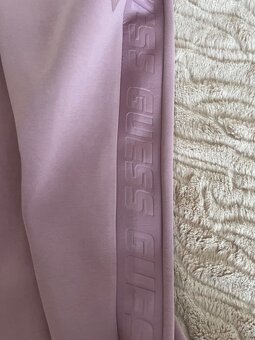 Guess tepláky - 2