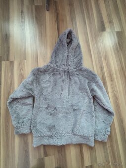 Šedá chlpatá mikina klokan s kapucou - 2