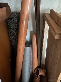 Materiál - 2