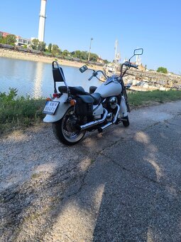 Kawasaki Vulcan Classic 800 - 2