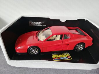 1:18 FERRARI Testarossa 1984 - 2