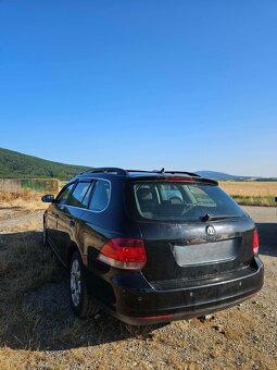 Volkswagen Golf V - 2