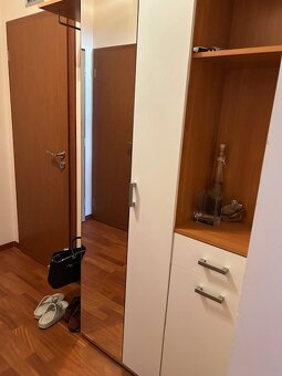 Prenájom 2 iz.novostavba Jégeho alej garáž.státie zariadený - 2