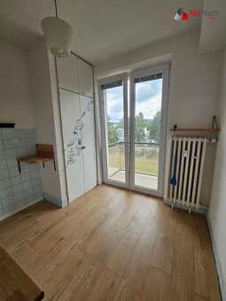 2izbový byt blízko centra mesta Piešťany - 2