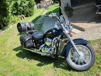 Predám náhradné diely a doplnky pre honda shadow vt 750 c2 - 2