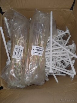 Fasádne hmoždinky - 2