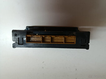 ovladanie kurenia audi A3 8L0820043D 30€ - 2