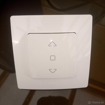 Žalúziovy vypínač - 2
