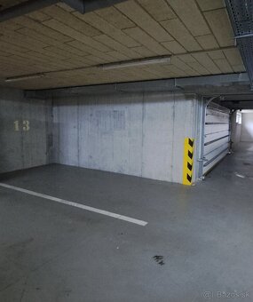 Predám podzemné garážové státie Švermova 42 - 2