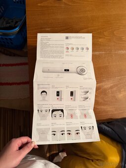 Medicube-Prístroj na tvorbu kolagénu Age-R Ultra Tune 40.68 - 2