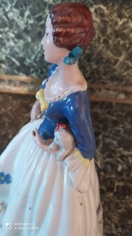 Royal dux soška- dáma so psíkom - 2