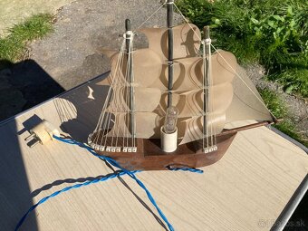 Retro lampa v tvare plachetnice - 2