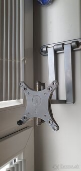 Robustný nástenný stojan na TV - 2